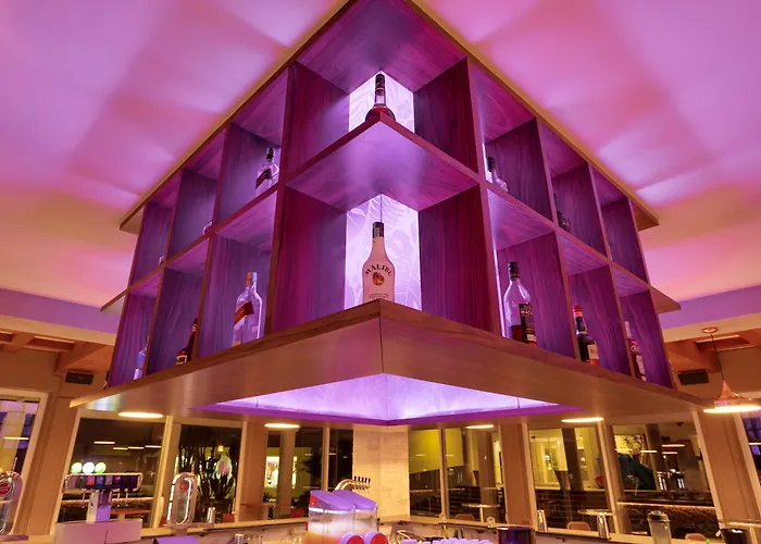 Ap Adriana Отель 4*